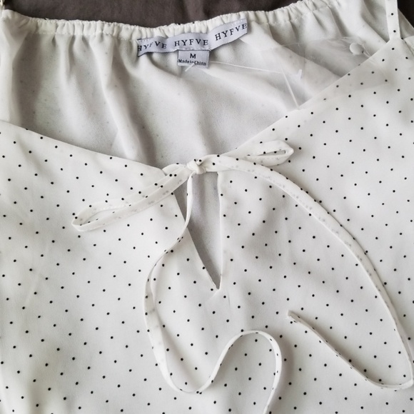 NWOT polka dot blouse - Picture 2 of 6